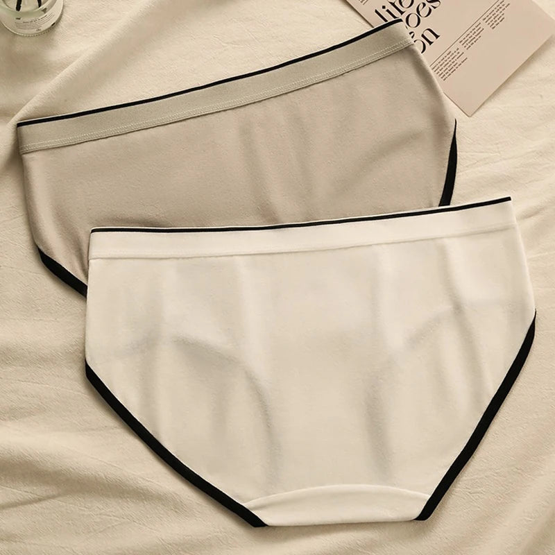 3-teiliges Set mit weichen Slips, bequem, sexy, mittelhoher Taille, Dessous für Damen, Sporthöschen, Damenunterwäsche