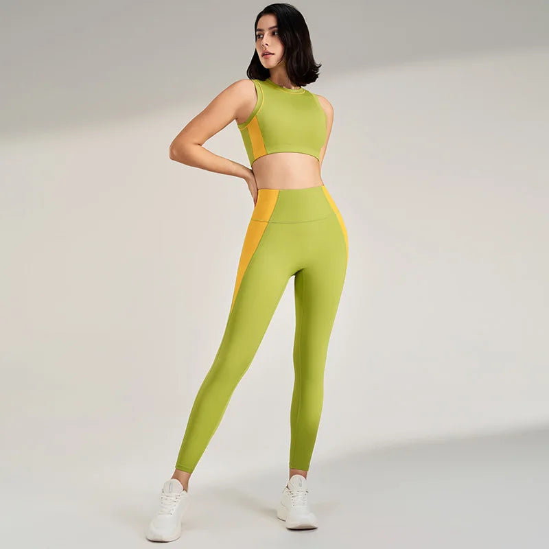 "Women's Quick-Dry Yoga Set | Gym & Training Outfit"